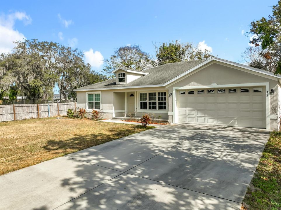 608 Masters Avenue-8