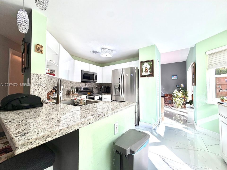 For Rent: $3,500 (3 beds, 2 baths, 1815 Square Feet)