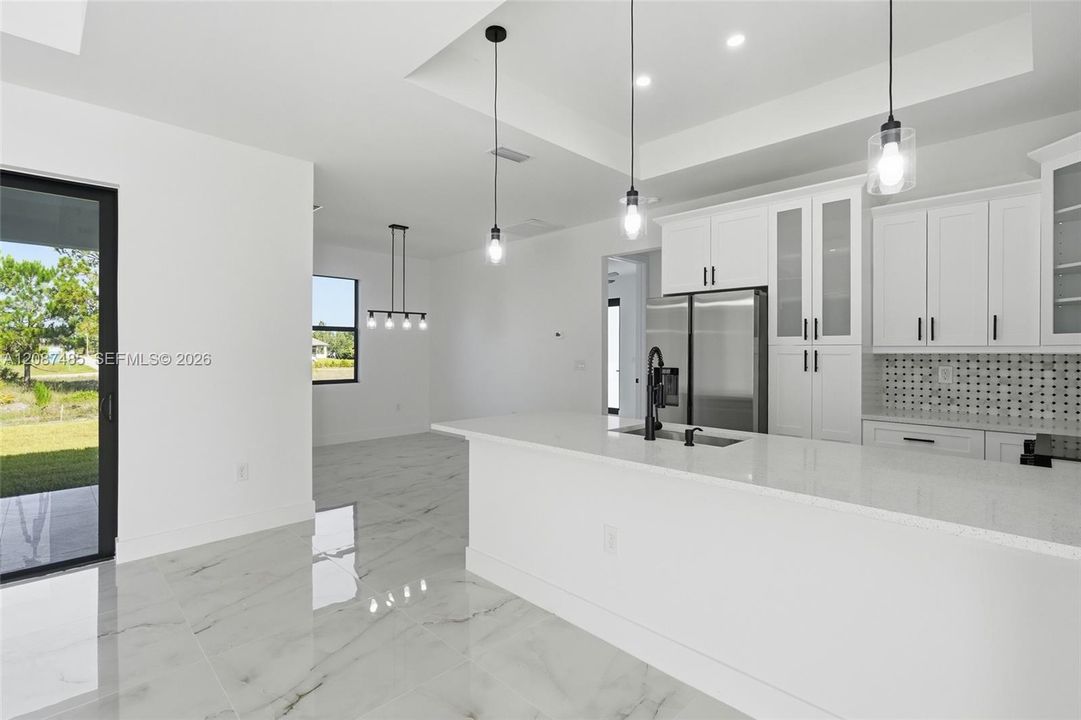 На продажу: $364,000 (3 спален, 4 ванн, 2066 Квадратных фут)