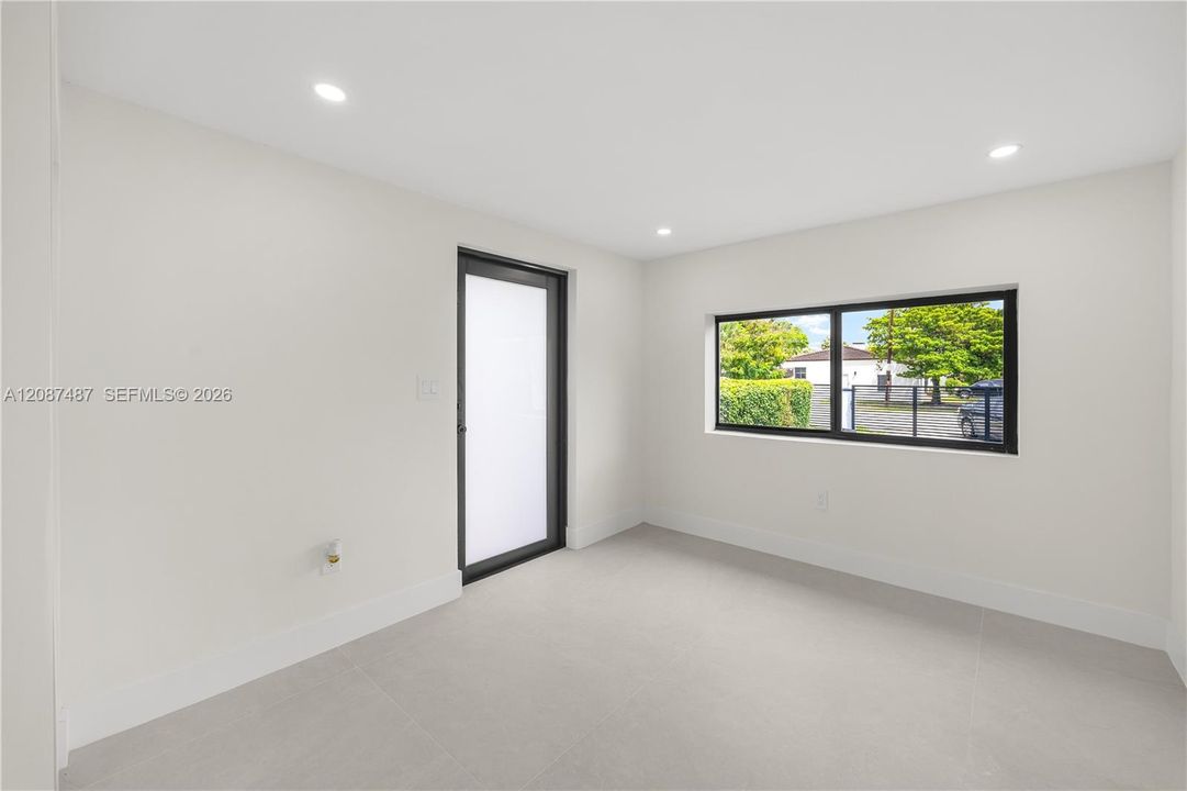En Venta: $1,450,000 (4 camas, 4 baños, 1957 Pies cuadrados)