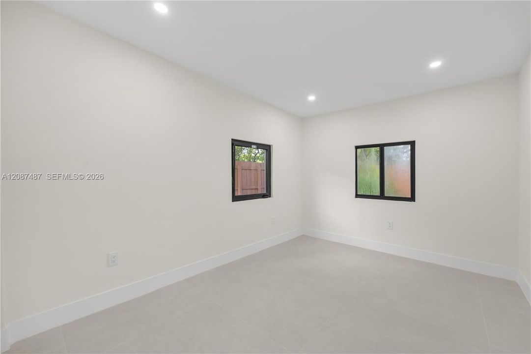 En Venta: $1,450,000 (4 camas, 4 baños, 1957 Pies cuadrados)