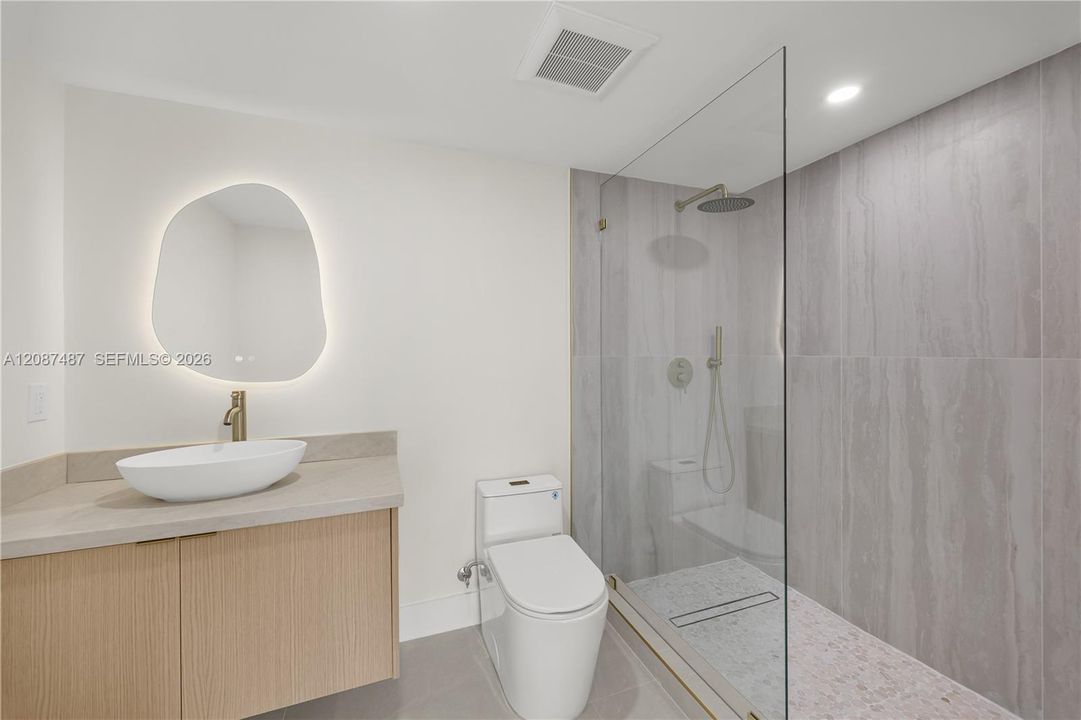 En Venta: $1,450,000 (4 camas, 4 baños, 1957 Pies cuadrados)