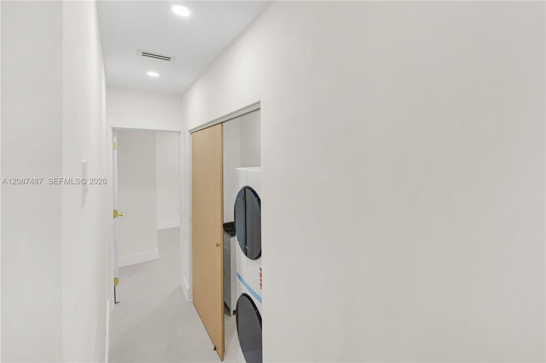 En Venta: $1,450,000 (4 camas, 4 baños, 1957 Pies cuadrados)