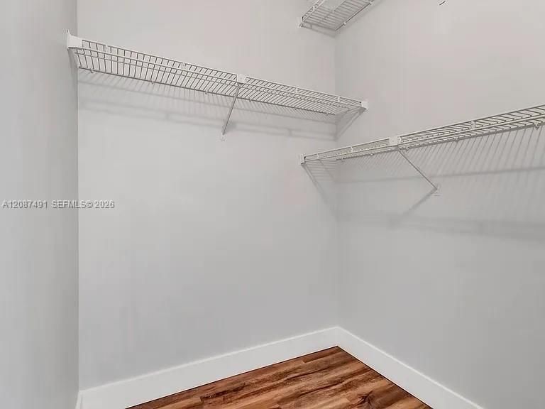 На продажу: $179,900 (1 спален, 1 ванн, 527 Квадратных фут)