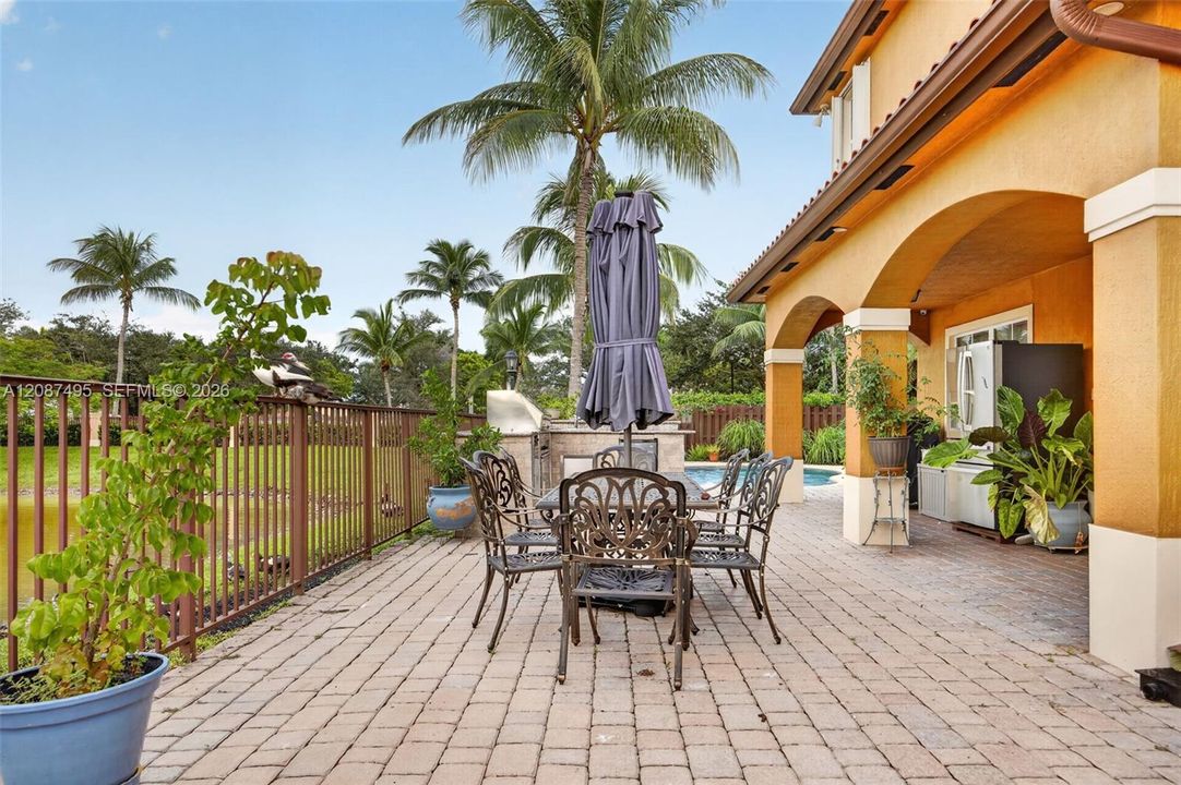 For Sale: $1,179,000 (5 beds, 4 baths, 3403 Square Feet)