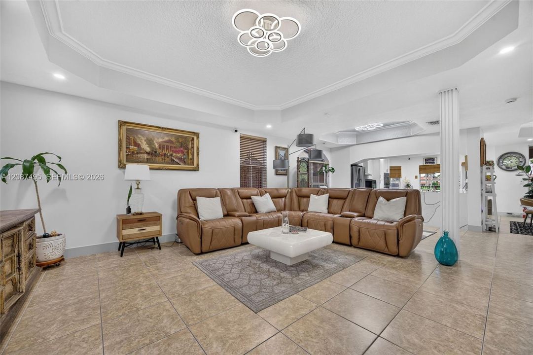 For Sale: $1,179,000 (5 beds, 4 baths, 3403 Square Feet)