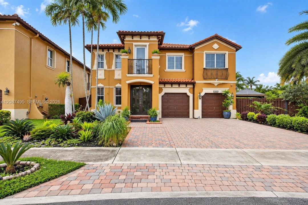 For Sale: $1,179,000 (5 beds, 4 baths, 3403 Square Feet)