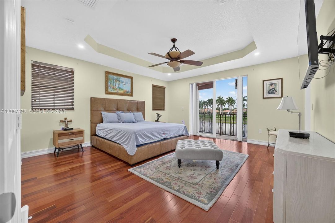 For Sale: $1,179,000 (5 beds, 4 baths, 3403 Square Feet)