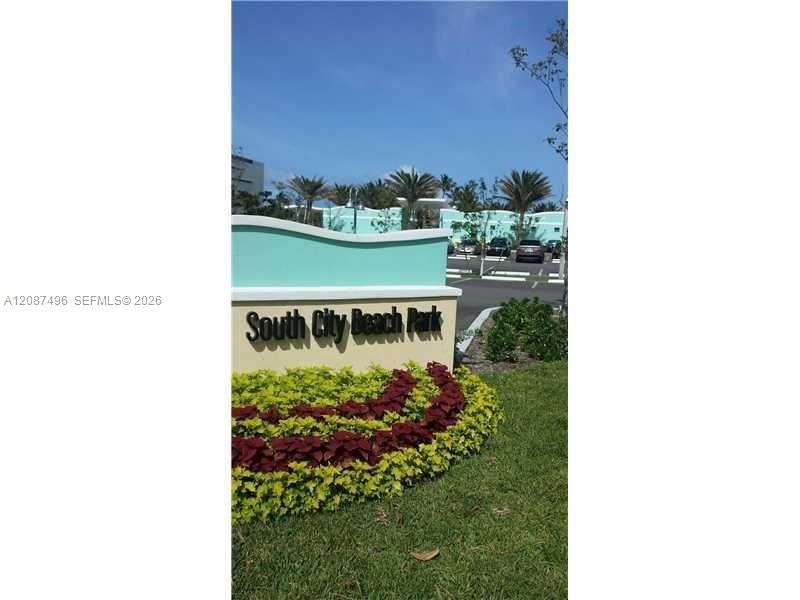 For Sale: $299,000 (1 beds, 1 baths, 870 Square Feet)