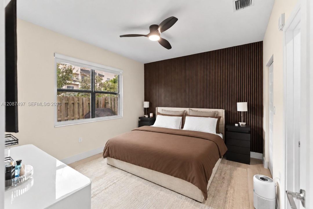 For Sale: $520,000 (3 beds, 2 baths, 1236 Square Feet)