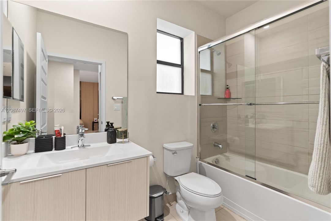 For Sale: $520,000 (3 beds, 2 baths, 1236 Square Feet)