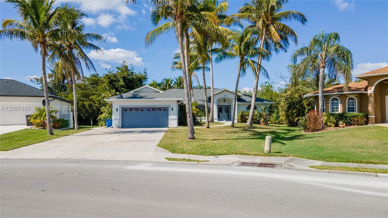For Sale: $634,900 (5 beds, 3 baths, 0 Square Feet)