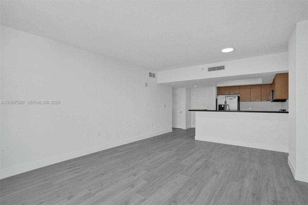 En Renta: $2,700 (2 camas, 2 baños, 1220 Pies cuadrados)