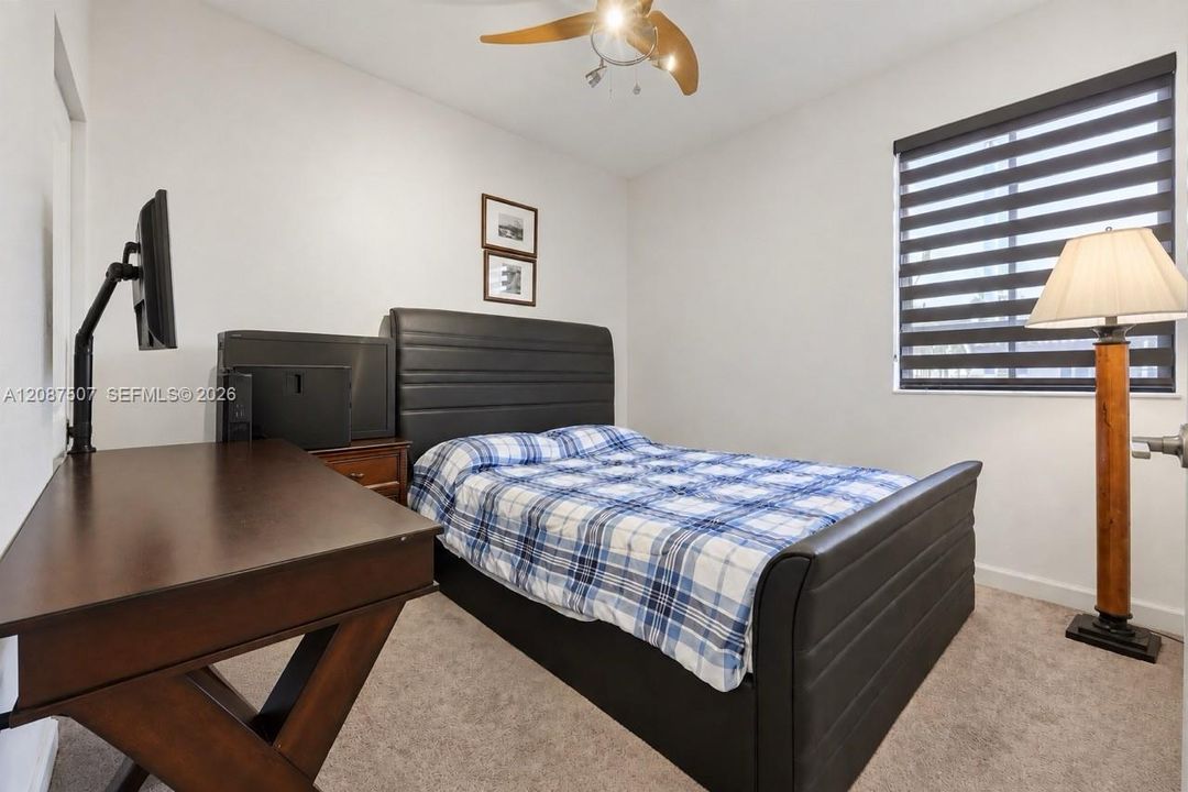 For Rent: $2,800 (3 beds, 2 baths, 1649 Square Feet)