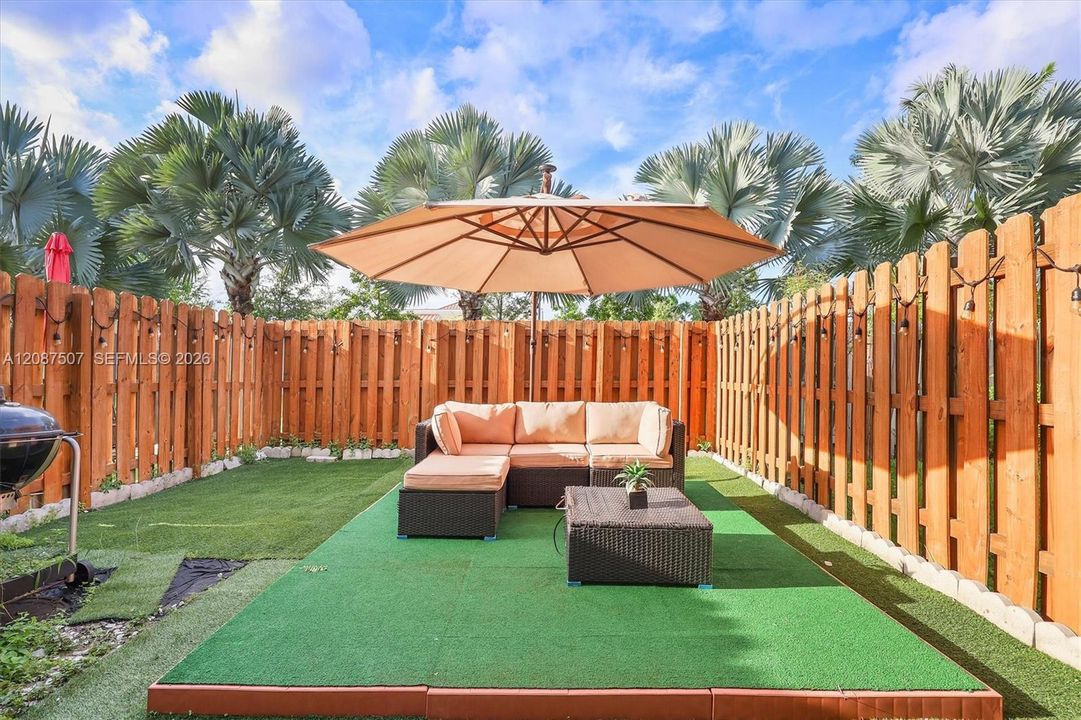 For Rent: $2,800 (3 beds, 2 baths, 1649 Square Feet)
