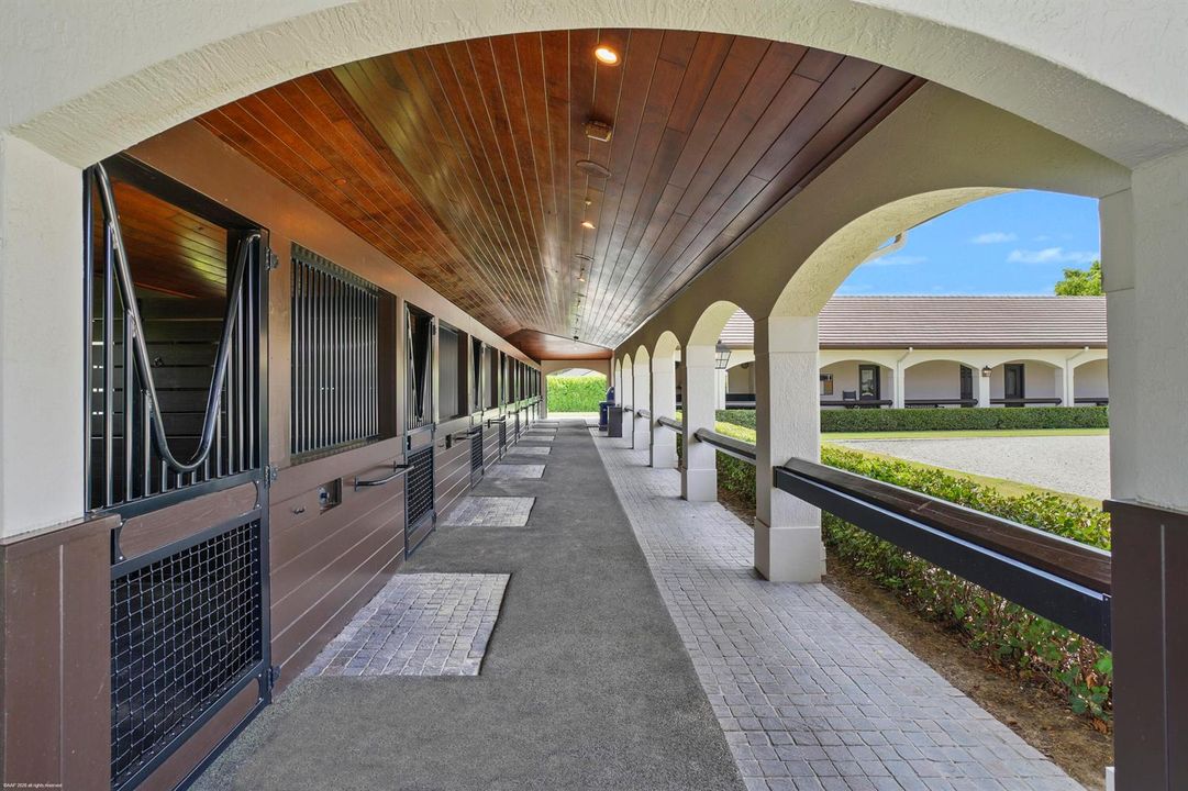 13900 53rd Rd S 054