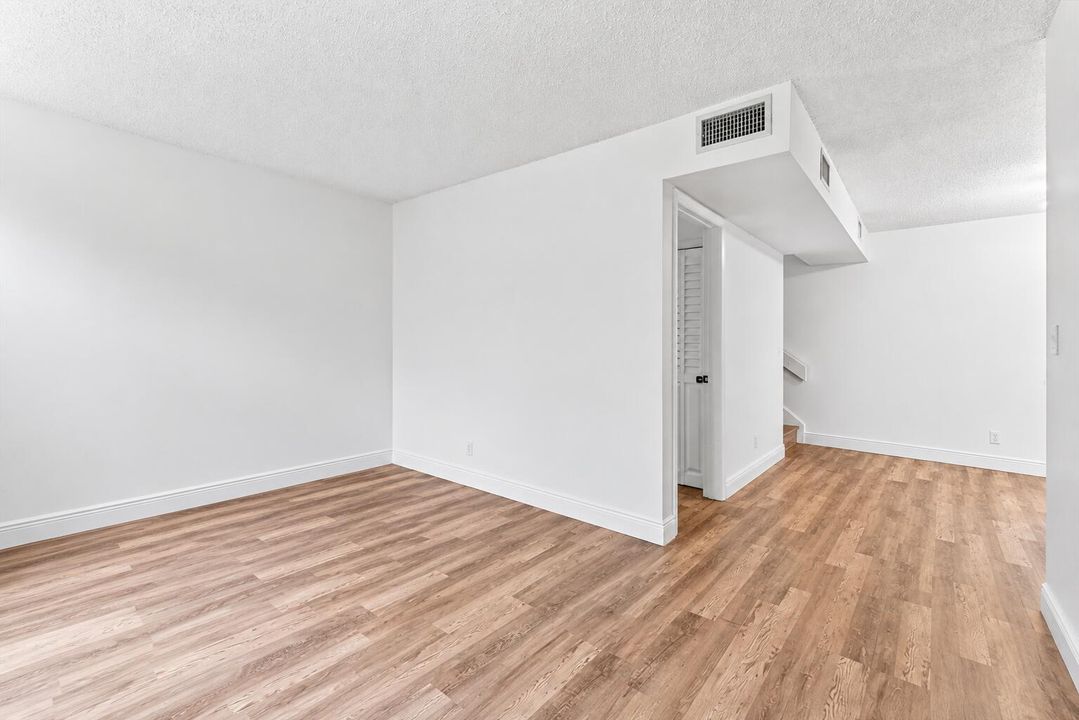 Living room (1)