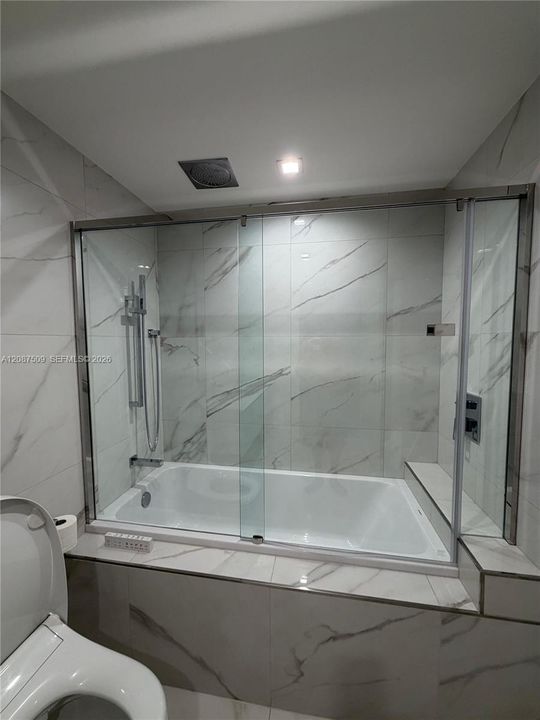 For Rent: $4,000 (1 beds, 1 baths, 0 Square Feet)