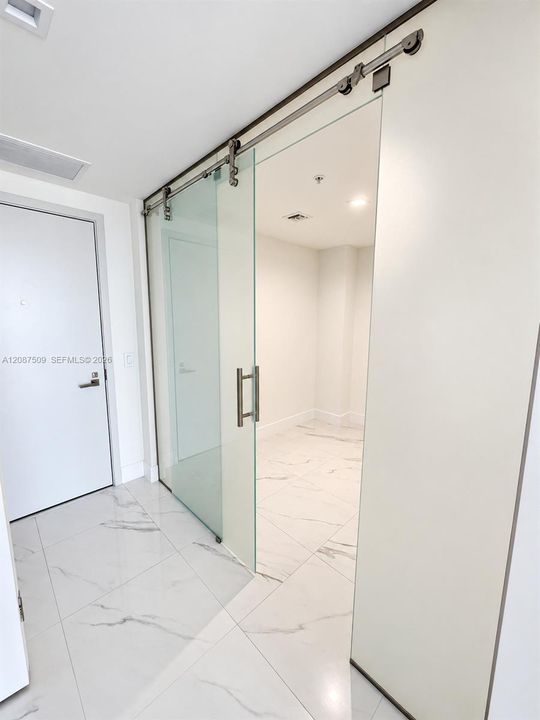 For Rent: $4,000 (1 beds, 1 baths, 0 Square Feet)