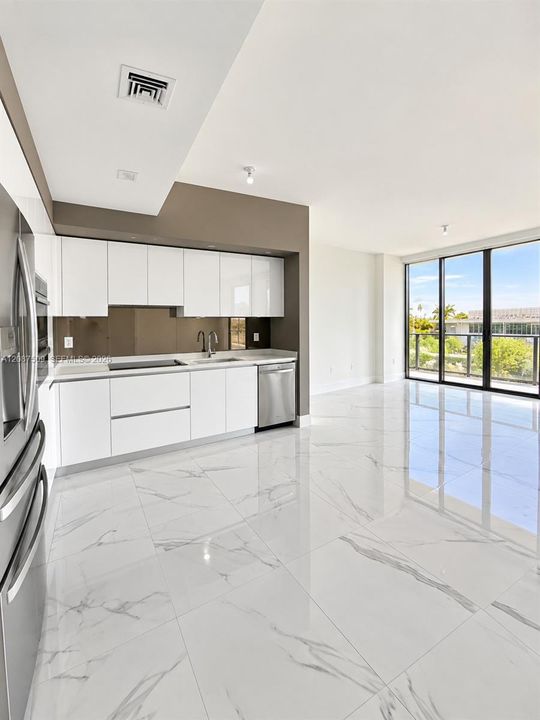 For Rent: $4,000 (1 beds, 1 baths, 0 Square Feet)
