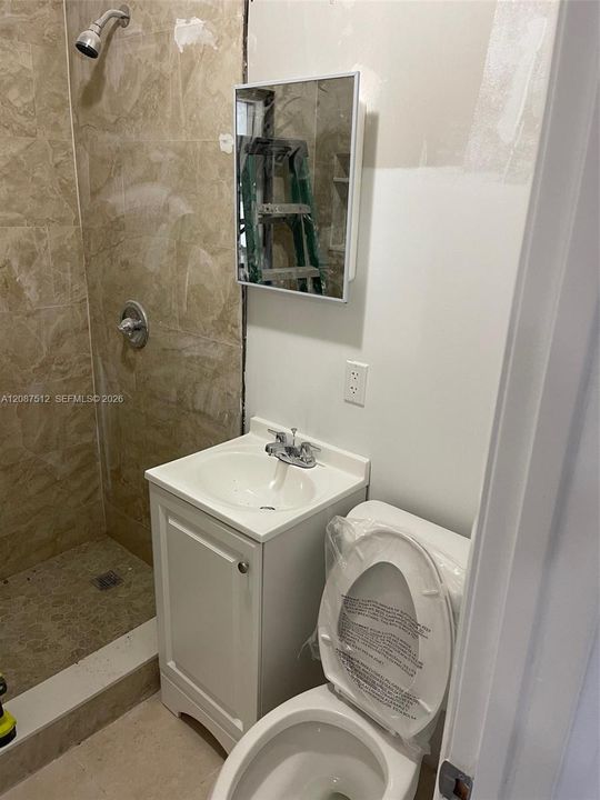 For Rent: $2,500 (3 beds, 2 baths, 1084 Square Feet)