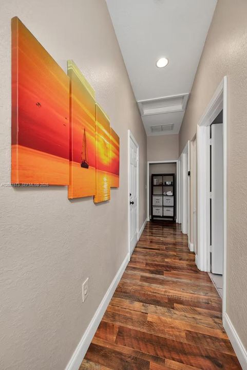 En Venta: $439,900 (3 camas, 2 baños, 1426 Pies cuadrados)