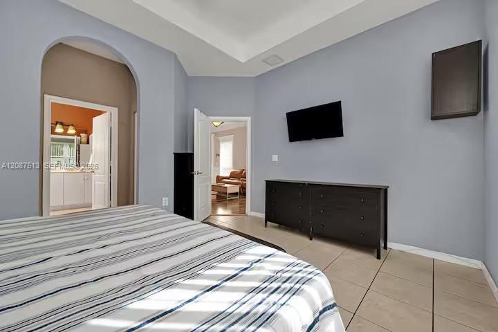 En Venta: $439,900 (3 camas, 2 baños, 1426 Pies cuadrados)