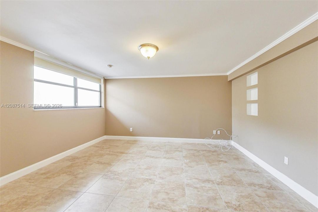 For Rent: $4,500 (3 beds, 3 baths, 2019 Square Feet)