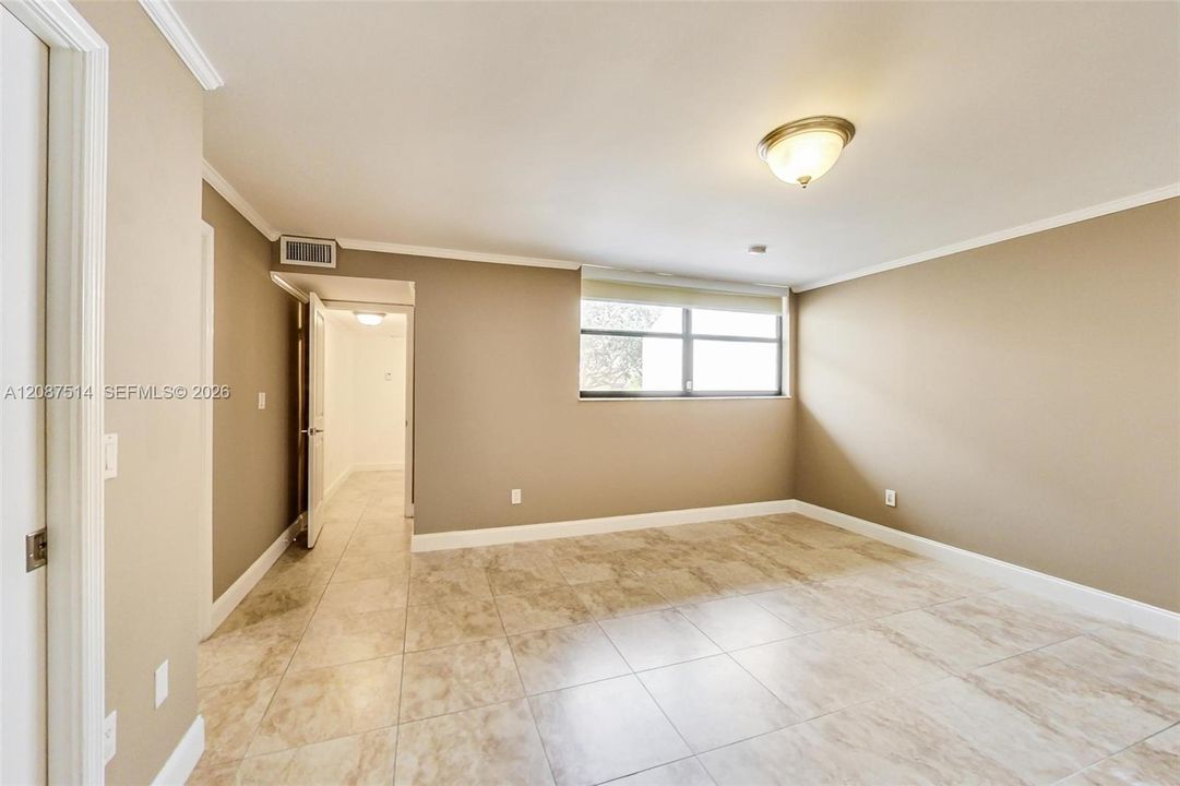 For Rent: $4,500 (3 beds, 3 baths, 2019 Square Feet)