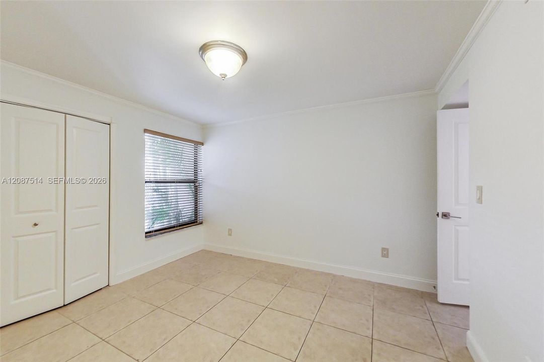For Rent: $4,500 (3 beds, 3 baths, 2019 Square Feet)