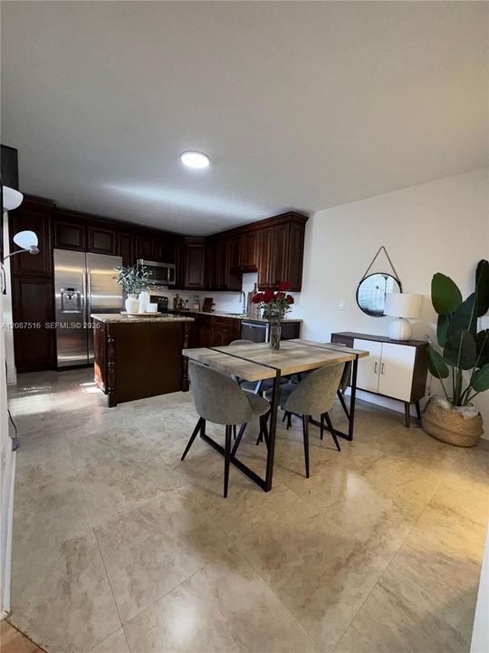 For Sale: $495,000 (3 beds, 2 baths, 1628 Square Feet)
