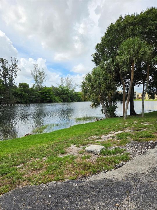 В аренду: $2,000 (2 спален, 2 ванн, 1200 Квадратных фут)