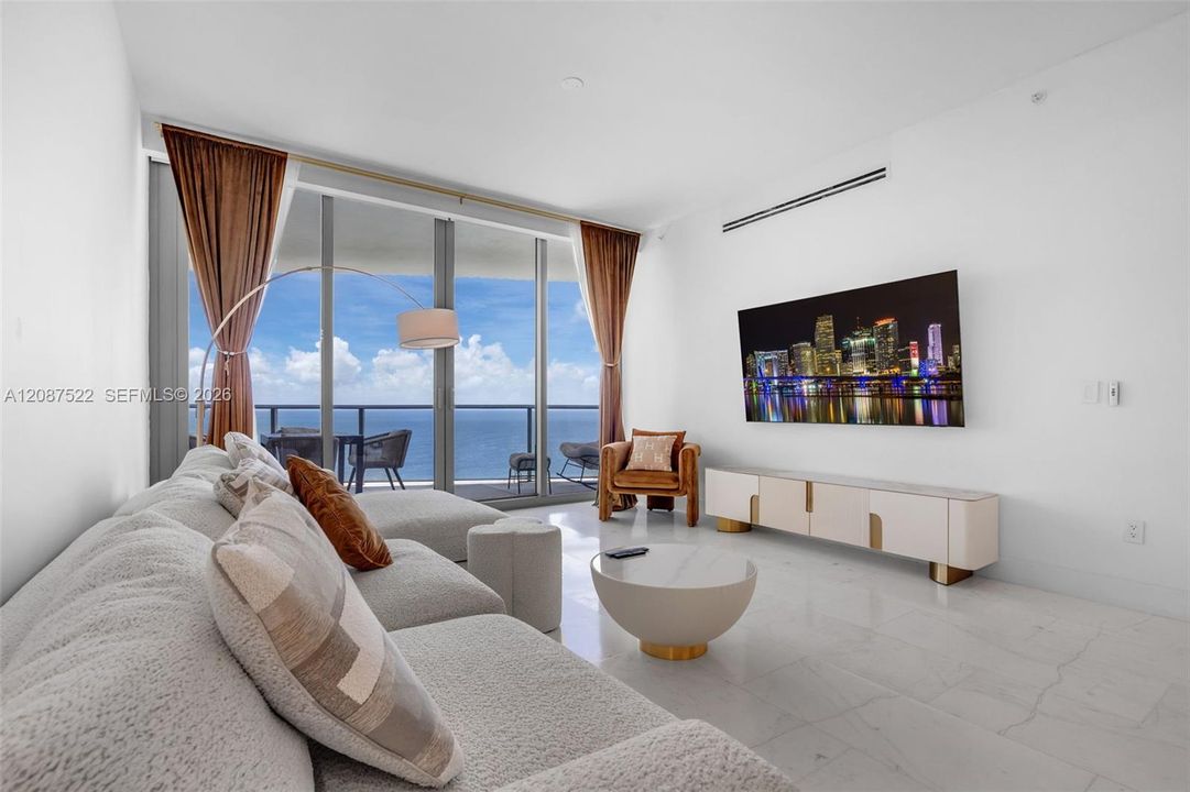 For Rent: $15,000 (2 beds, 2 baths, 1447 Square Feet)