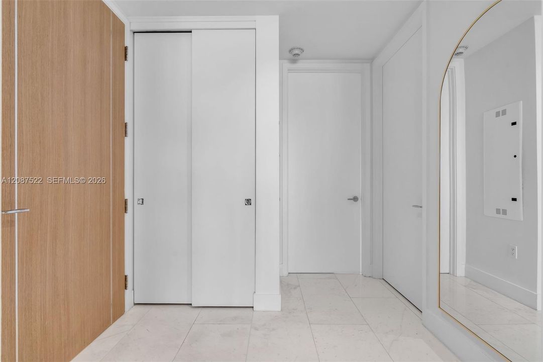 For Rent: $15,000 (2 beds, 2 baths, 1447 Square Feet)