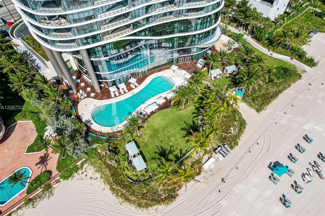 For Rent: $15,000 (2 beds, 2 baths, 1447 Square Feet)
