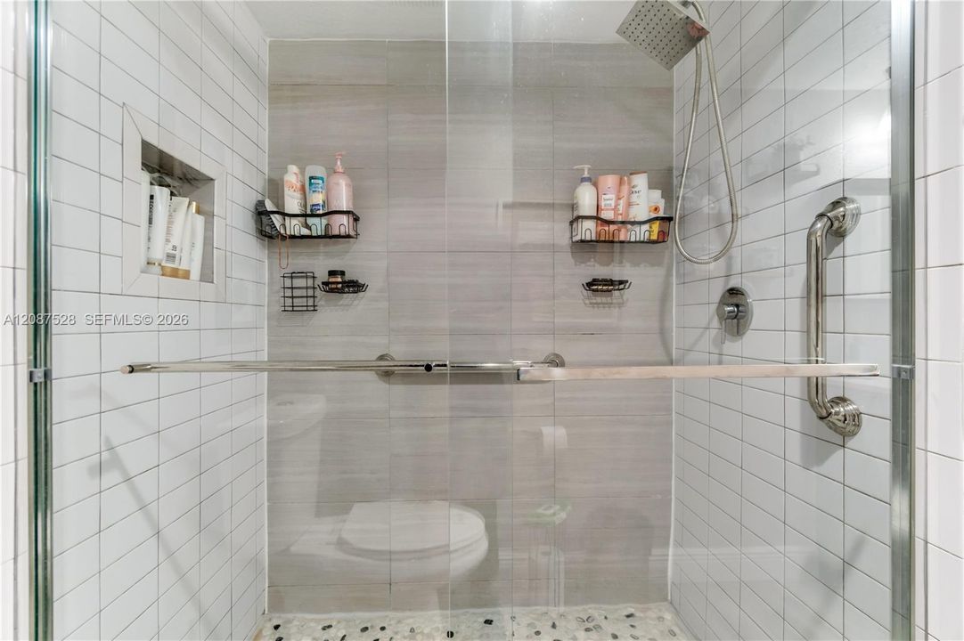 For Sale: $515,000 (3 beds, 1 baths, 1208 Square Feet)