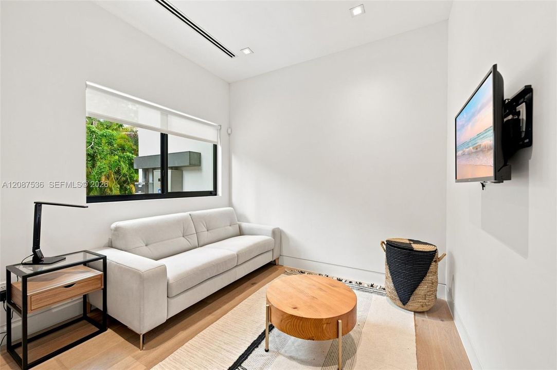En Venta: $6,200,000 (5 camas, 6 baños, 5870 Pies cuadrados)