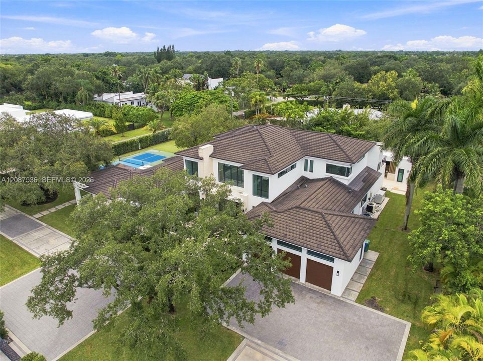 En Venta: $6,200,000 (5 camas, 6 baños, 5870 Pies cuadrados)