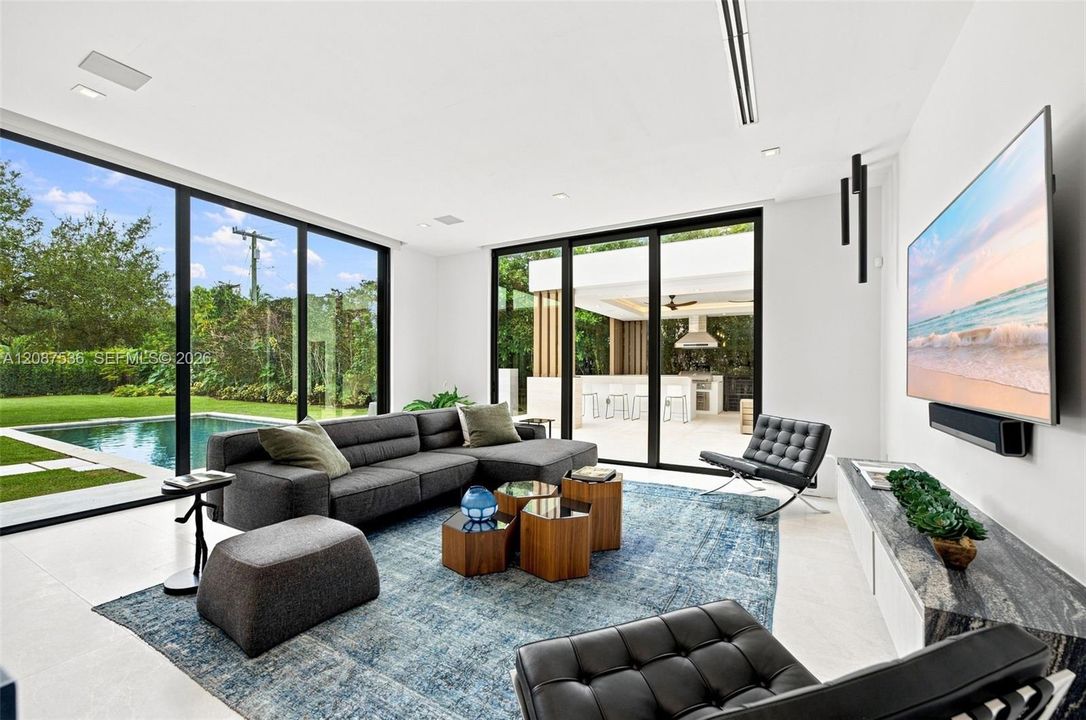 En Venta: $6,200,000 (5 camas, 6 baños, 5870 Pies cuadrados)