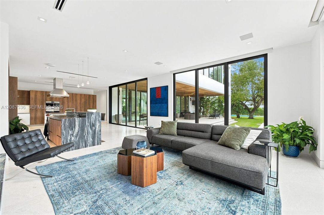 En Venta: $6,200,000 (5 camas, 6 baños, 5870 Pies cuadrados)