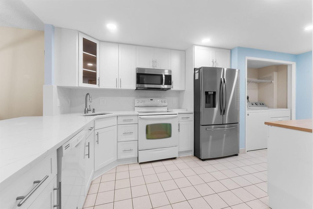 Kitchen & Laundry