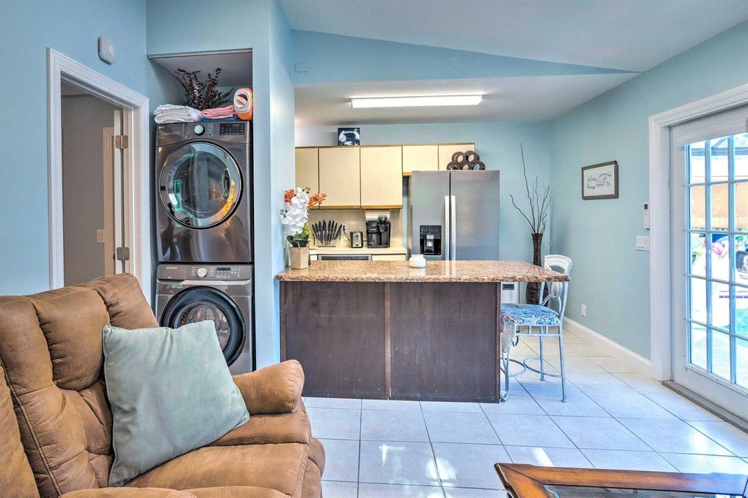Guest House-Kitchen