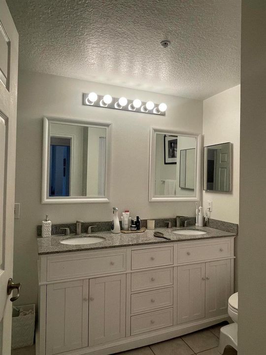 1116 University Blvd. #11 Bathroom