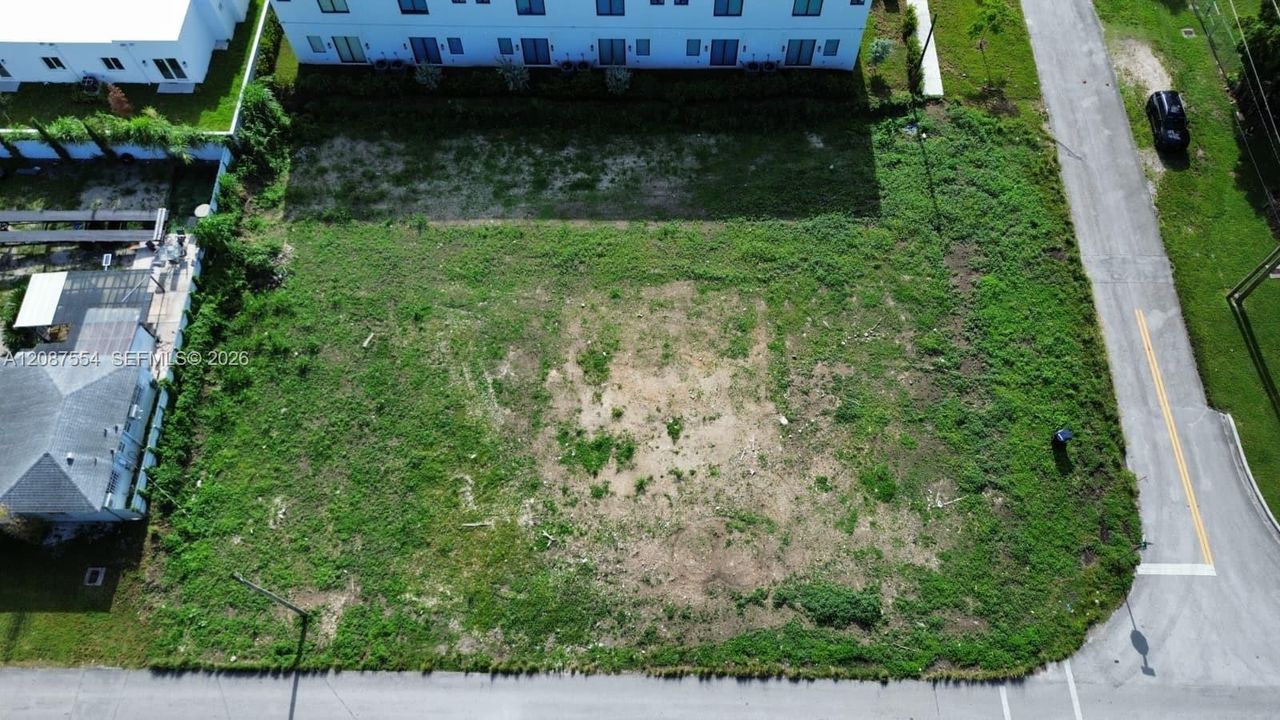 На продажу: $499,900 (0 спален, 0 ванн, 0 Квадратных фут)