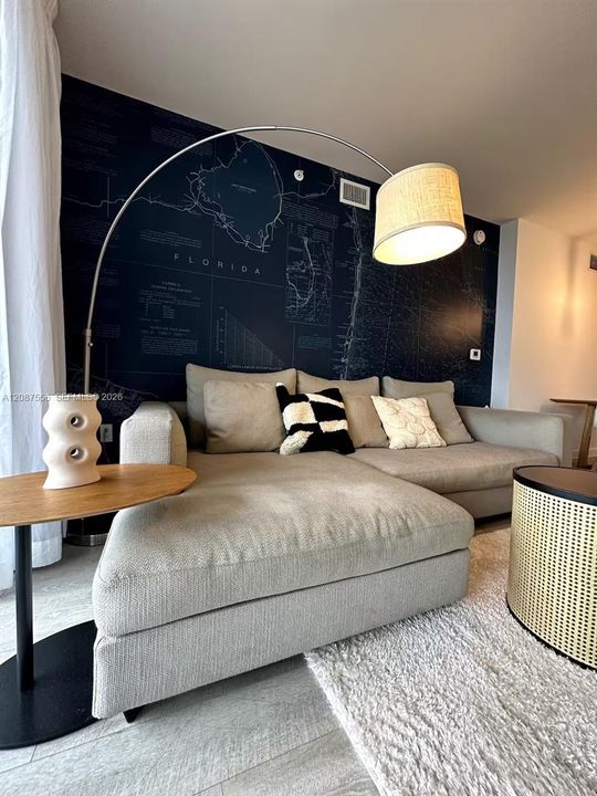 En Venta: $450,000 (2 camas, 2 baños, 1037 Pies cuadrados)