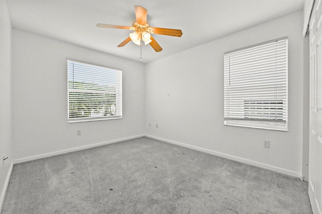 20 Bedroom 01