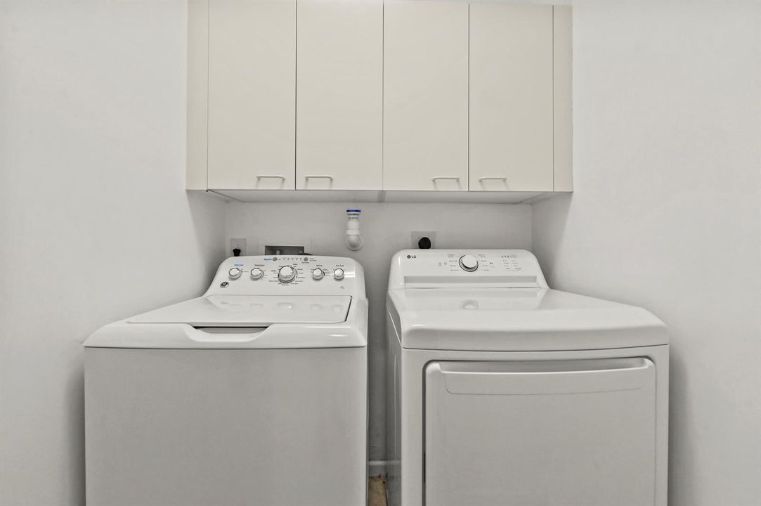 17 Laundry 01