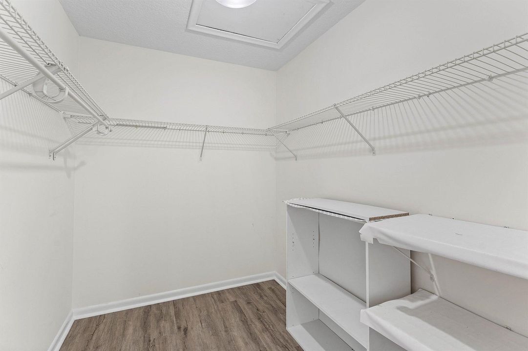 016-408PineTreeCourt-12-Atlantis-FL-3346