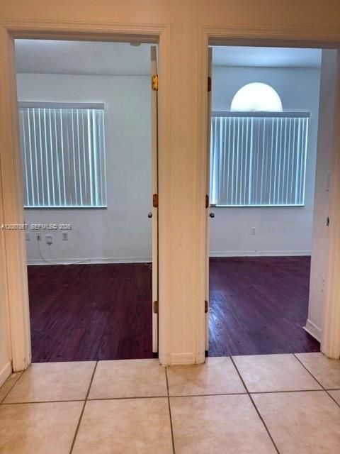 For Rent: $2,350 (3 beds, 2 baths, 1216 Square Feet)