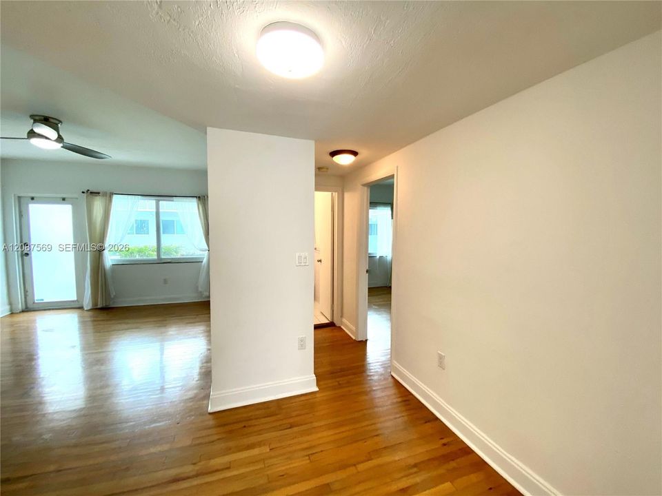 For Rent: $2,000 (1 beds, 1 baths, 549 Square Feet)